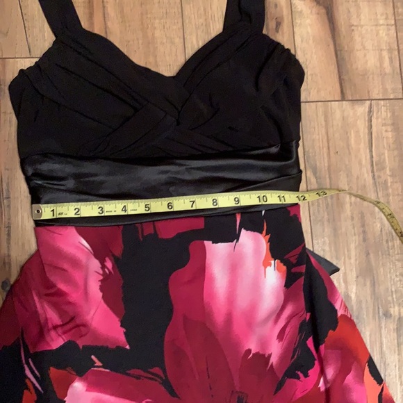 COPY - 🌹HOST PICK 🌹✨Jolie Floral evening dress 6p - Picture 11 of 16